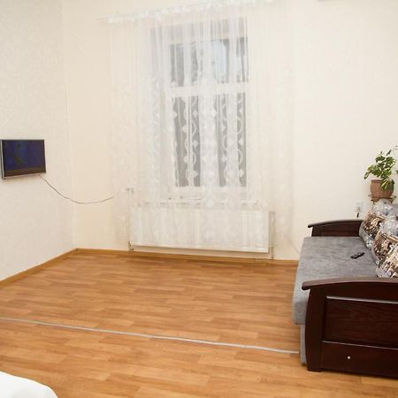 Apartment On Zhukovskogo 敖德萨 外观 照片